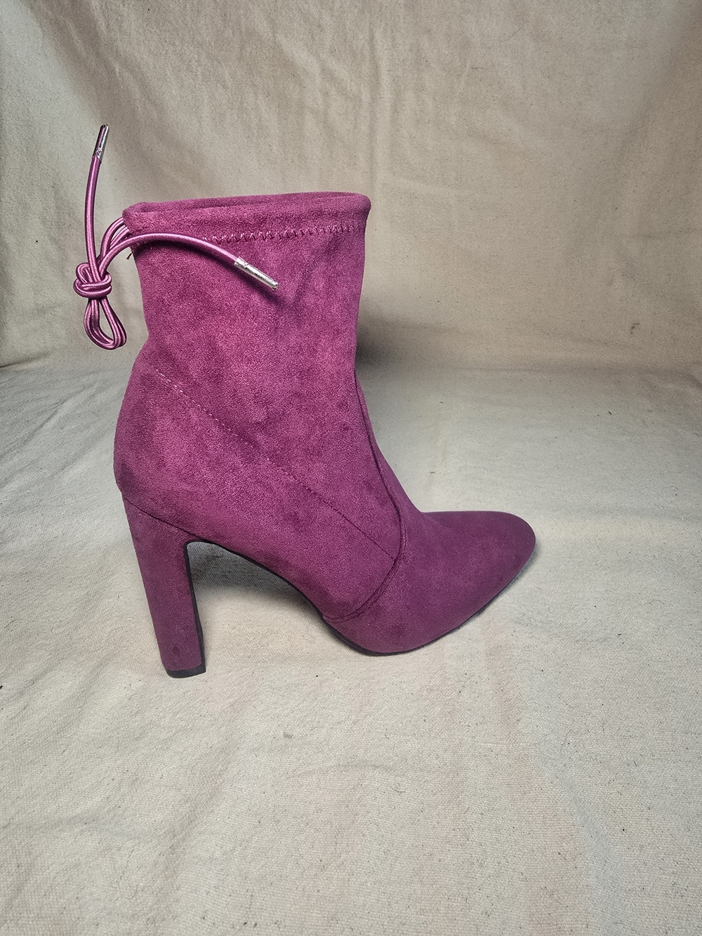 Just Fab Jesyna Magenta Ankle Boot Size 9.5